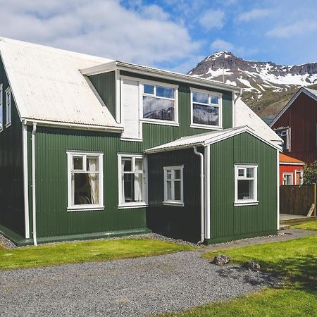 Dulluhus - Apartments By Aldan Seyðisfjörður Exterior foto